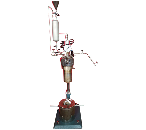 KCFD系列--帶在線加料、在線取樣-卡環連接