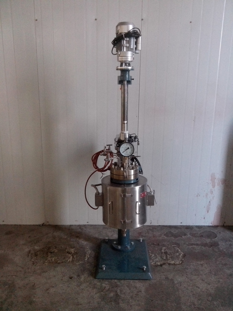 TFCF系列--電動升降釜蓋、開啟式電加熱爐1