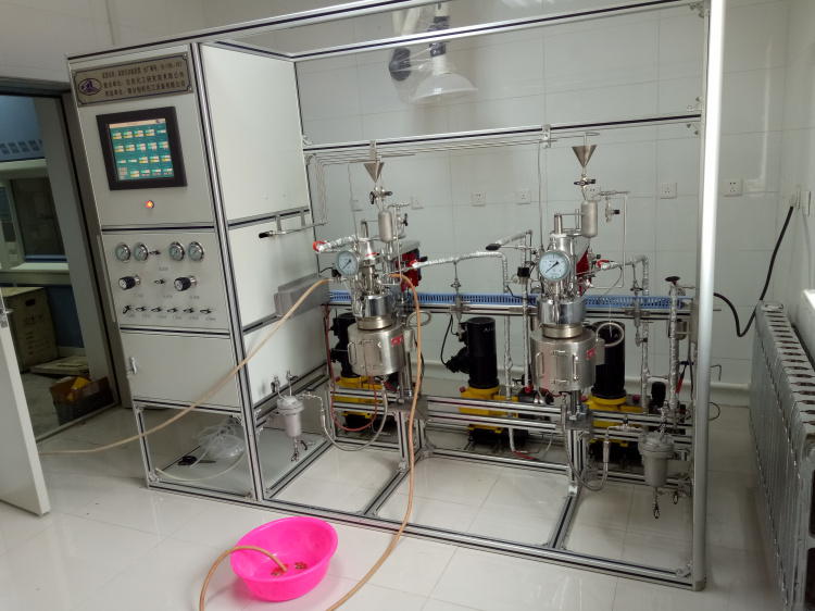 連續化加氫裝置